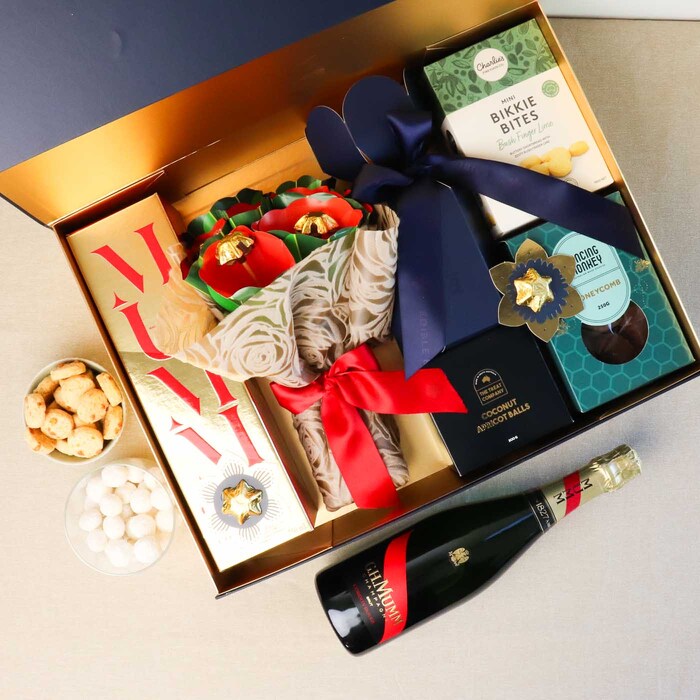 G.H.Mumm Luxury Hamper Bouquet