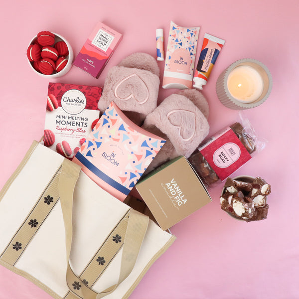 Pamper Tote